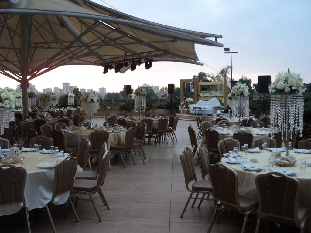 Platinum Hotel Tyr Extérieur photo
