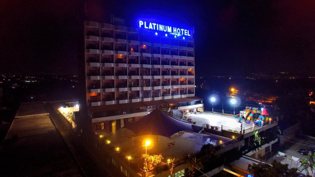 Platinum Hotel Tyr Extérieur photo